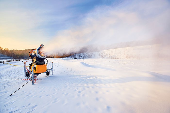 Snow making machine in LA